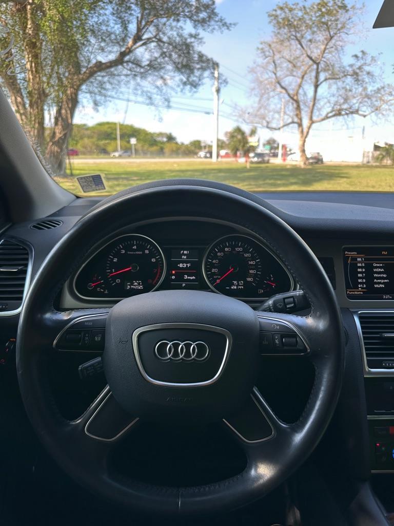 Audi Q7 3.0T Premium Plus quattro 2015