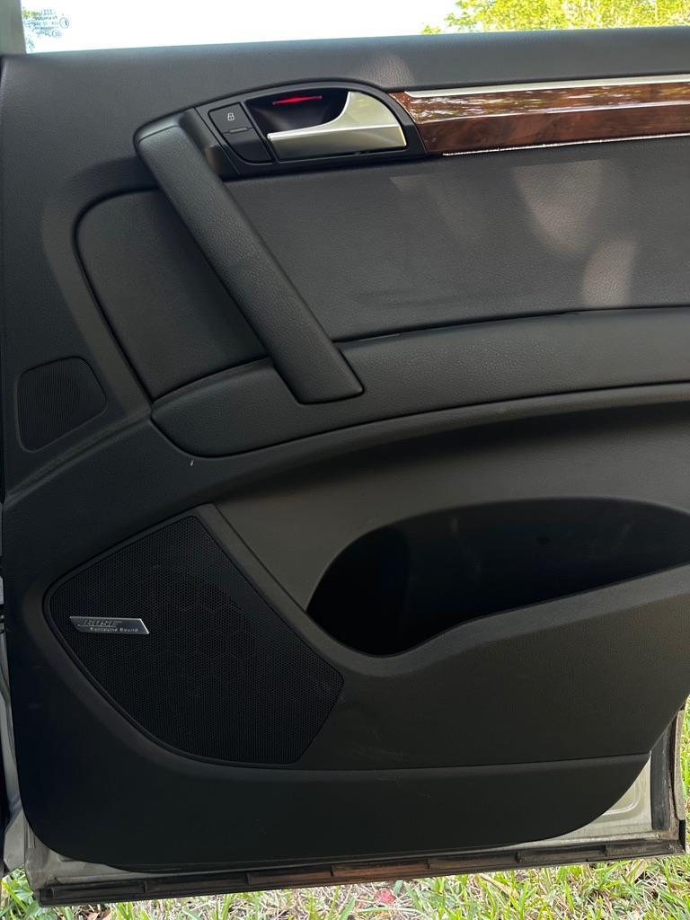 Audi Q7 3.0T Premium Plus quattro 2015