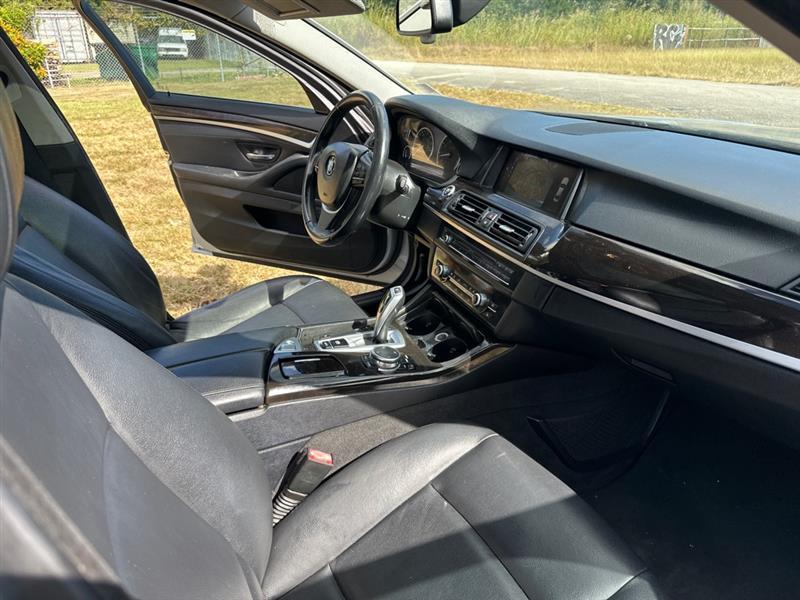 BMW 5-Series 535i 2015