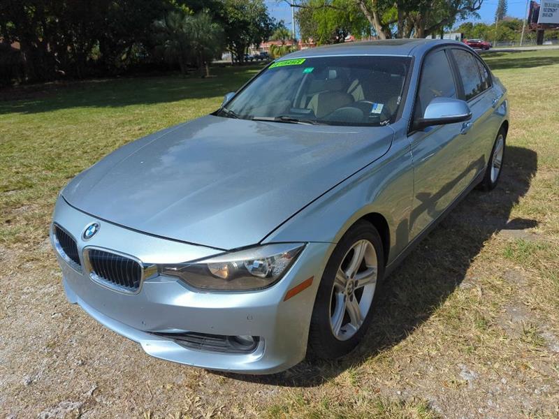 BMW 3-Series 328i Sedan 2014