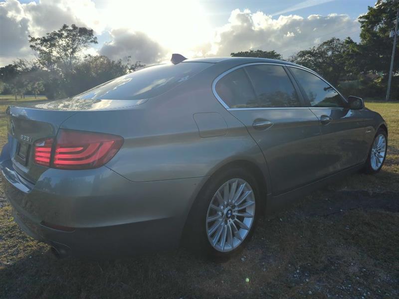 BMW 5-Series 535i 2012