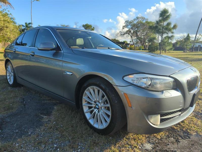 BMW 5-Series 535i 2012