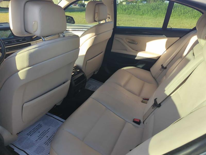 BMW 5-Series 535i 2012