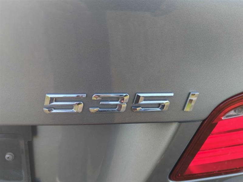 BMW 5-Series 535i 2012