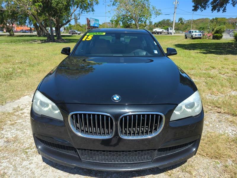 BMW 7-Series 740i 2015