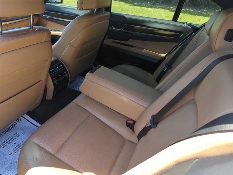 BMW 7-Series 740i 2015
