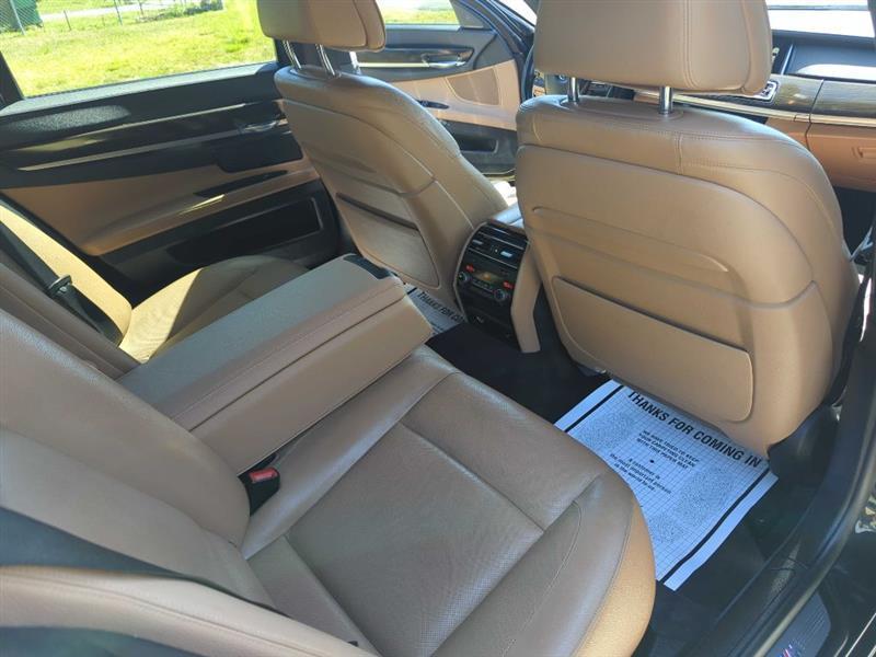 BMW 7-Series 740i 2015