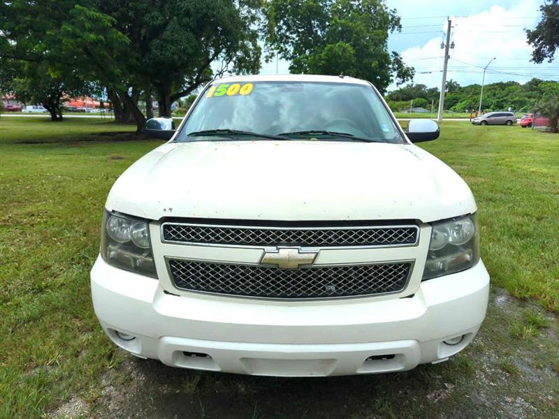 Chevrolet Suburban LS 1500 2WD 2008