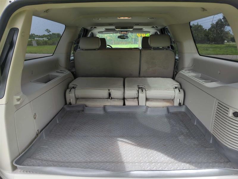 Chevrolet Suburban LS 1500 2WD 2008