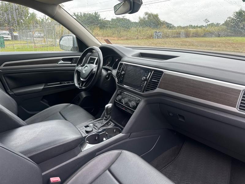 Volkswagen Atlas V6 SE w/Technology AWD 2018