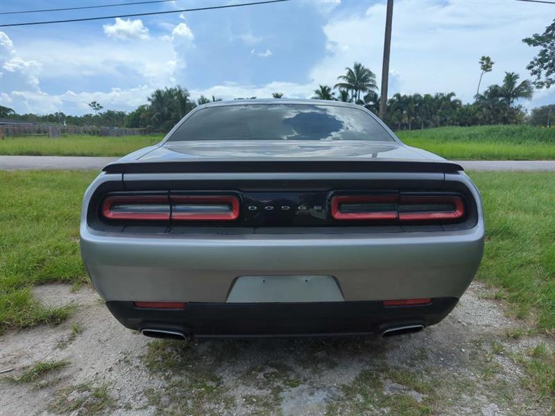 Dodge Challenger SXT 2017