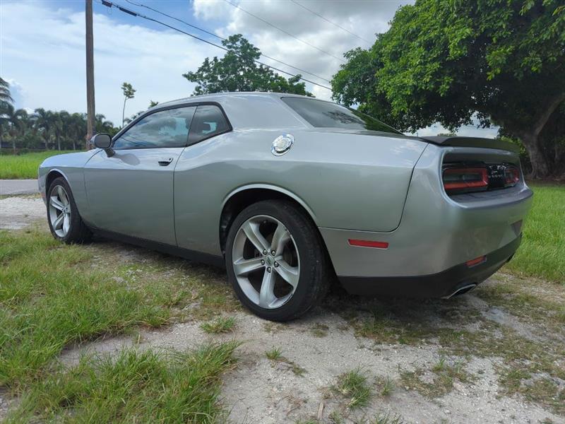 Dodge Challenger SXT 2017