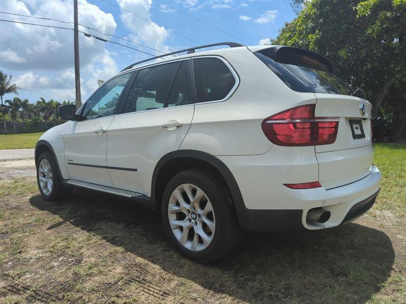 BMW X5 xDrive35i 2013