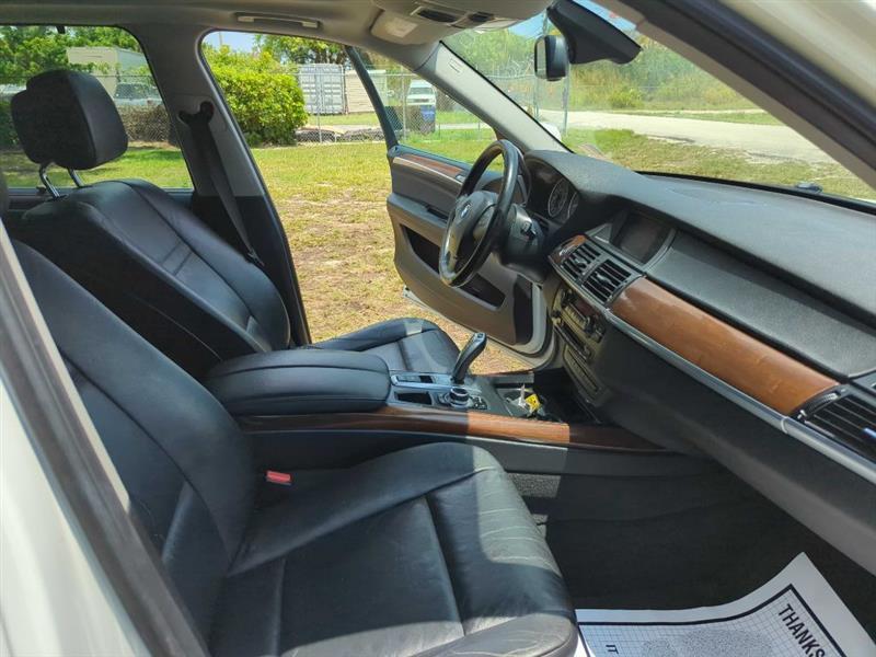 BMW X5 xDrive35i 2013
