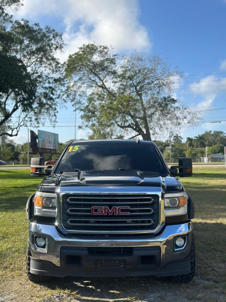 GMC Sierra 3500HD SLE Crew Cab 4WD 2015