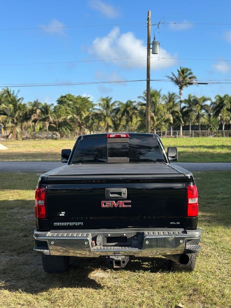 GMC Sierra 3500HD SLE Crew Cab 4WD 2015