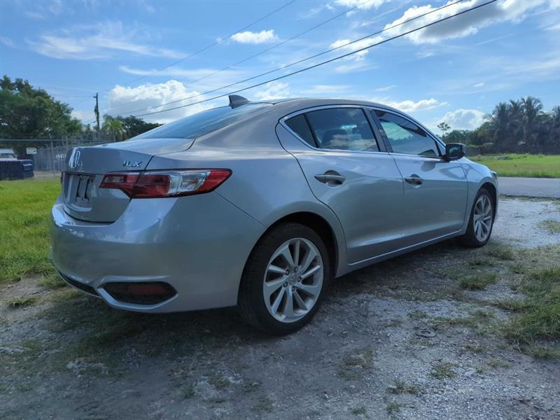 Acura ILX Base 2018