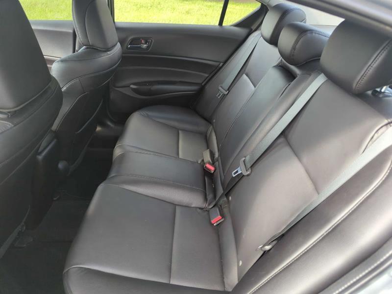 Acura ILX Base 2018