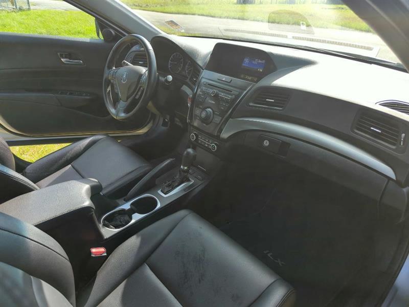 Acura ILX Base 2018