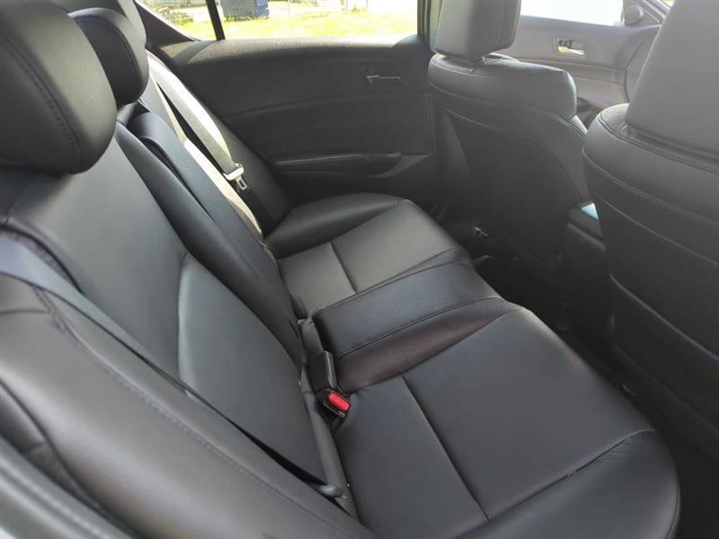 Acura ILX Base 2018