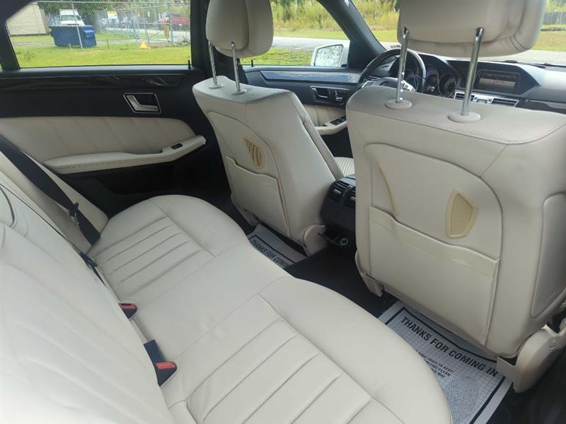 Mercedes-Benz E-Class E550 Sedan 4MATIC 2014