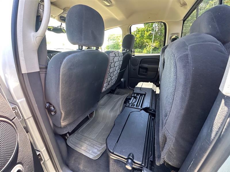 Dodge Ram 1500 ST Quad Cab Long Bed 2WD 2005