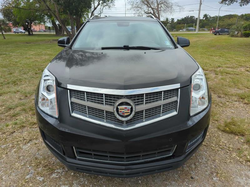 Cadillac SRX Luxury 2012