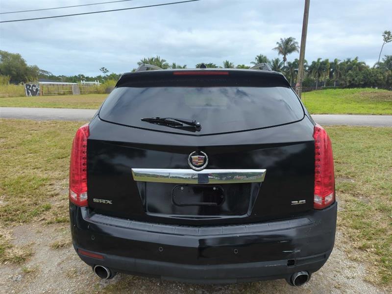 Cadillac SRX Luxury 2012
