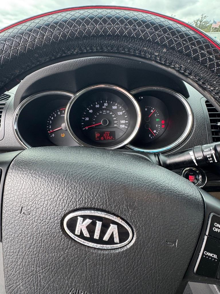Kia Sorento EX 2WD 2012
