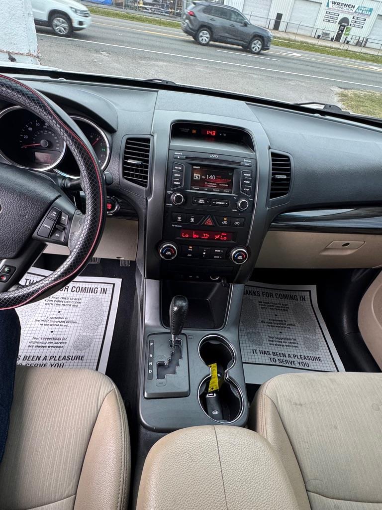 Kia Sorento EX 2WD 2012