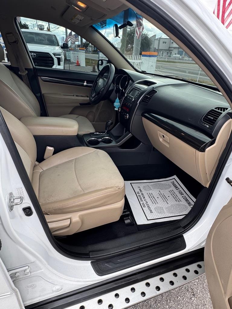 Kia Sorento EX 2WD 2012