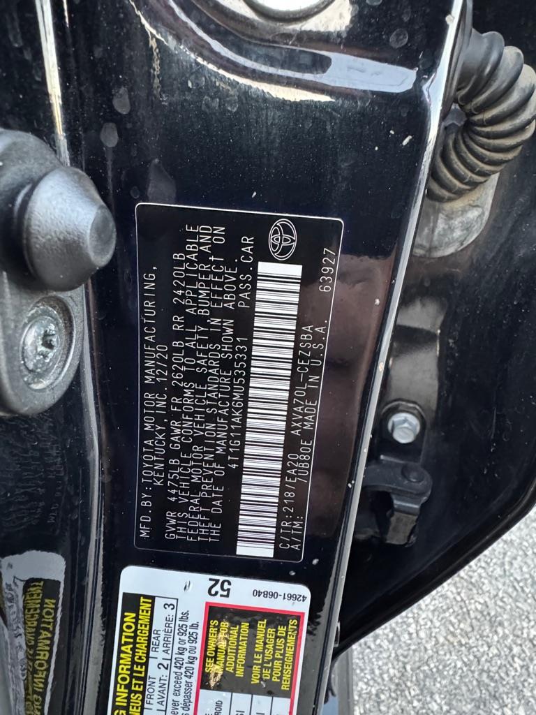 Toyota Camry SE 2021