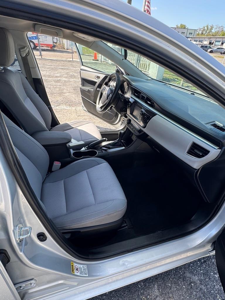 Toyota Corolla LE CVT 2014