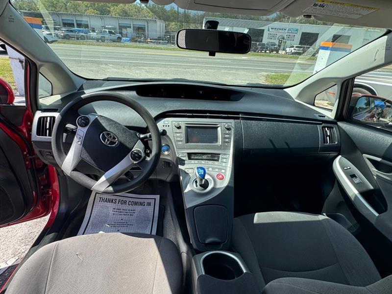 Toyota Prius Three 2014