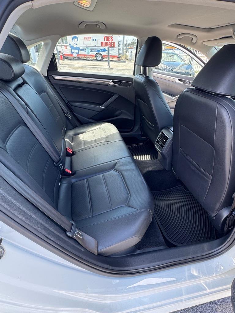 Volkswagen Passat SE 6A 2017