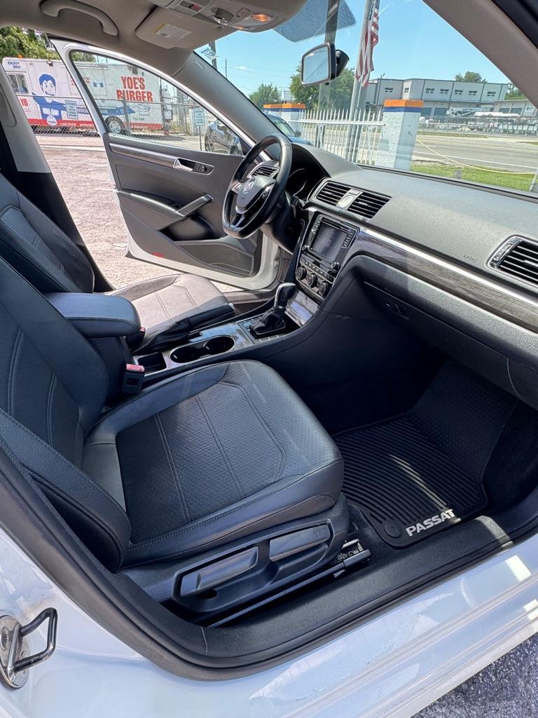 Volkswagen Passat SE 6A 2017