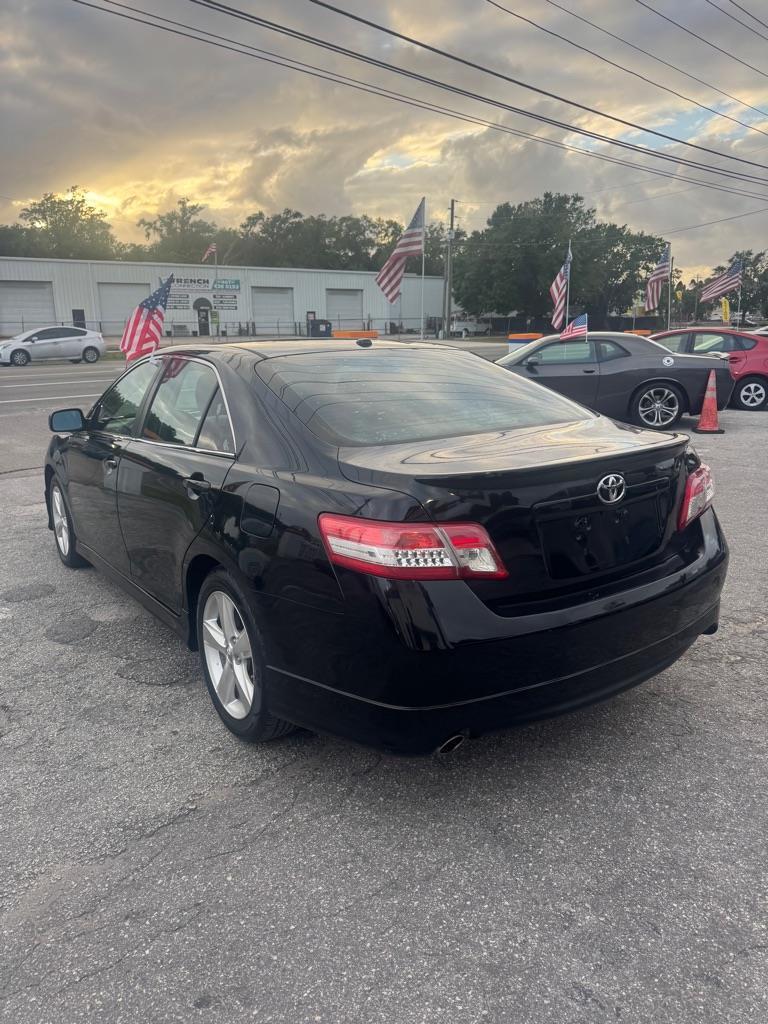 Toyota Camry SE 6-Spd MT 2010