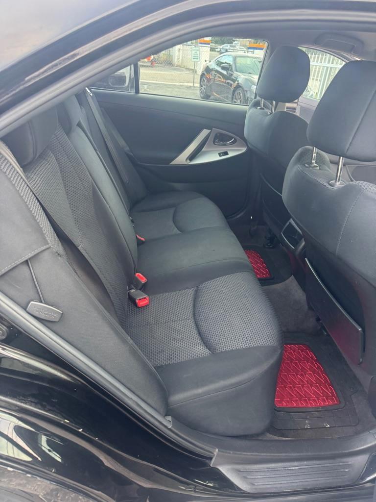 Toyota Camry SE 6-Spd MT 2010