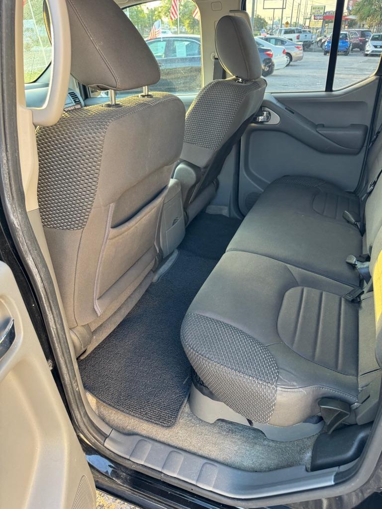 Nissan Frontier S Crew Cab 2WD 2012