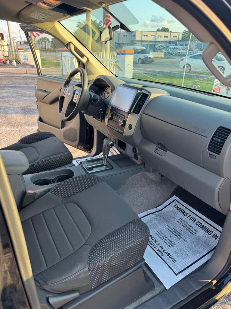 Nissan Frontier S Crew Cab 2WD 2012