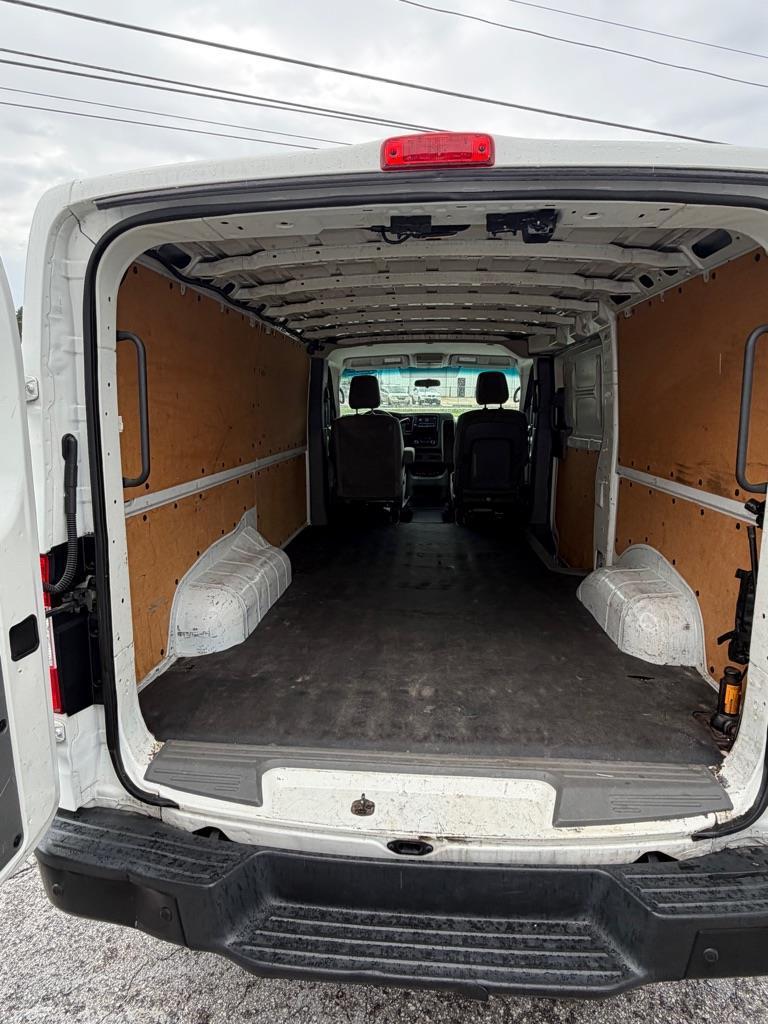 Nissan NV Cargo 1500 S 2021