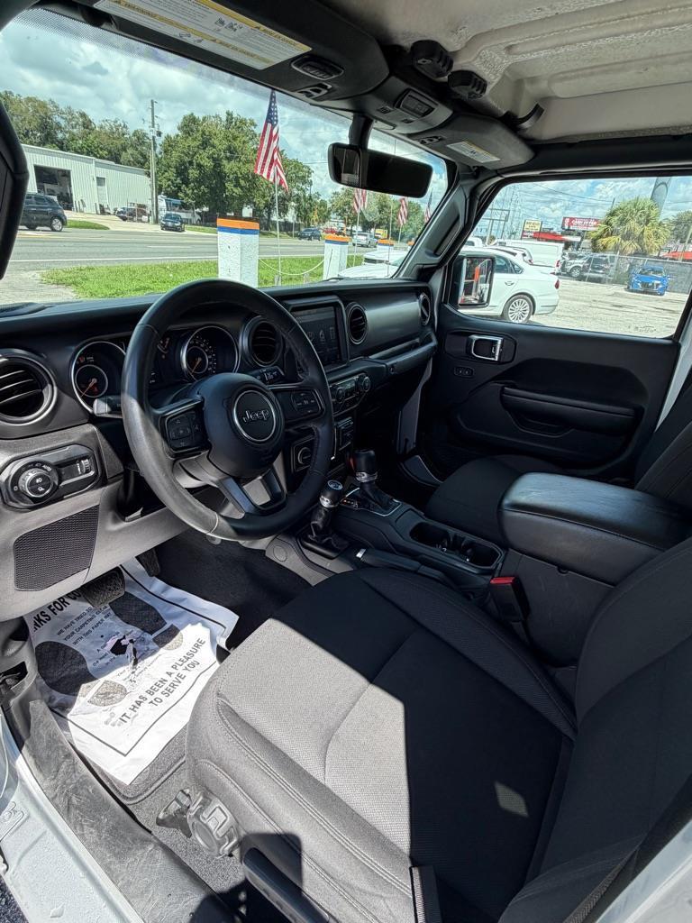 Jeep Gladiator Sport S 2023