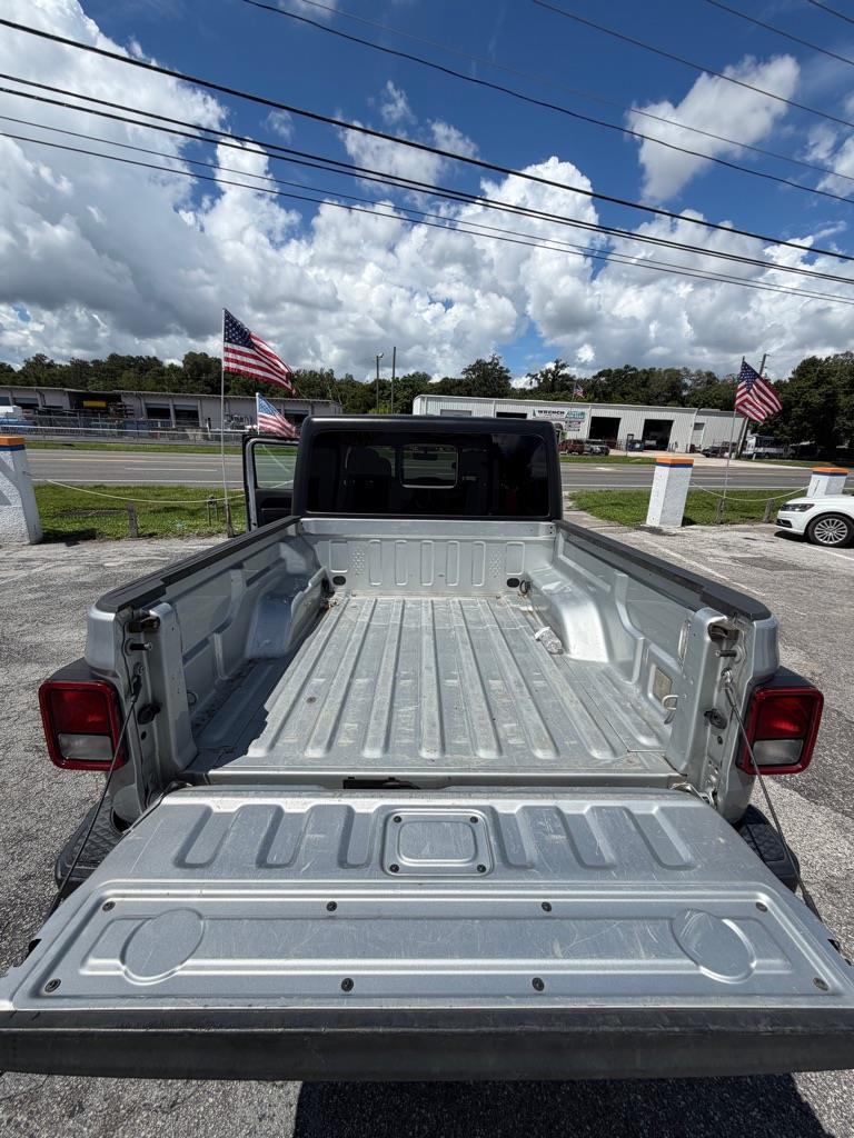 Jeep Gladiator Sport S 2023