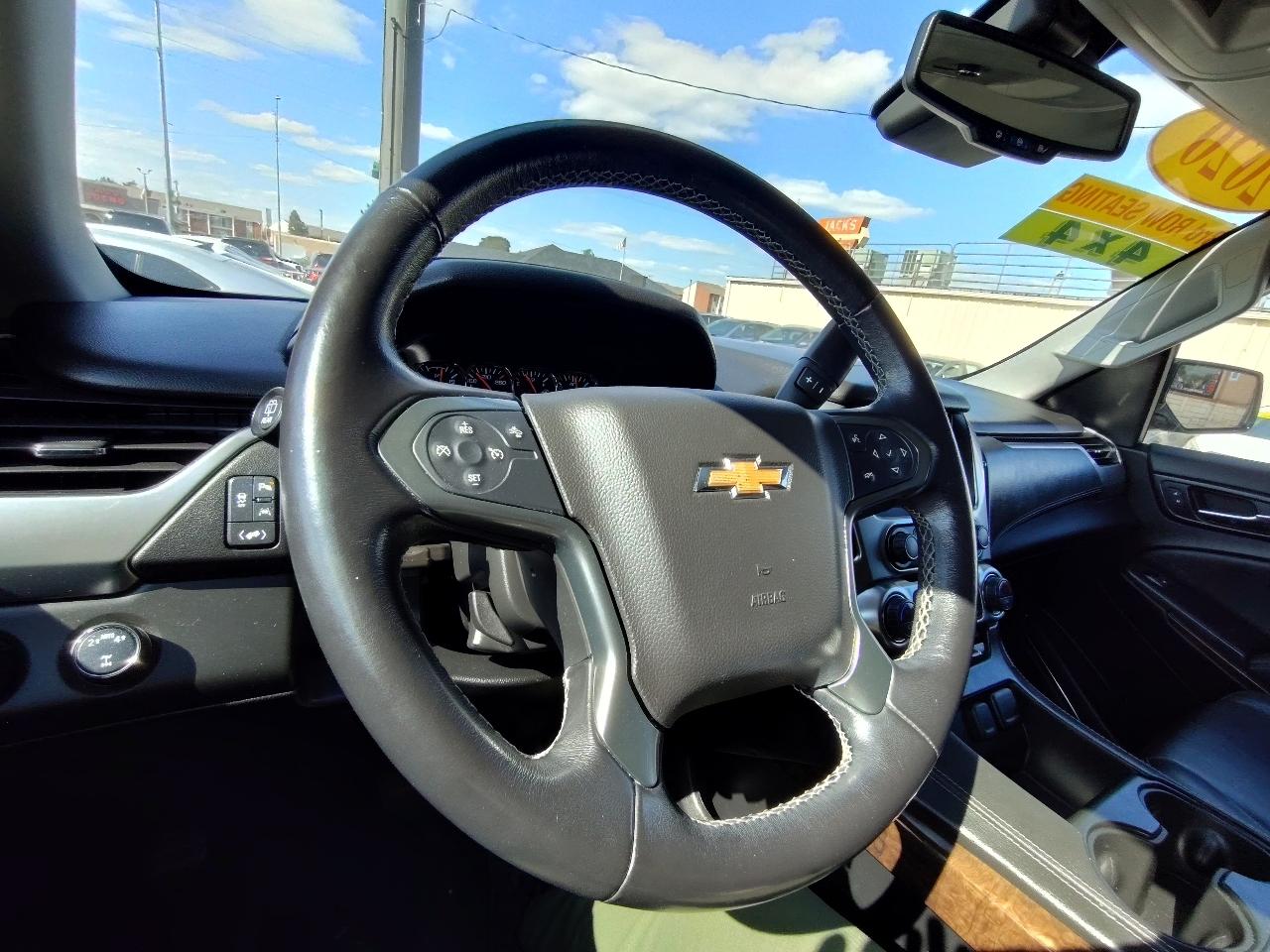 Chevrolet Suburban LT 4WD 2020