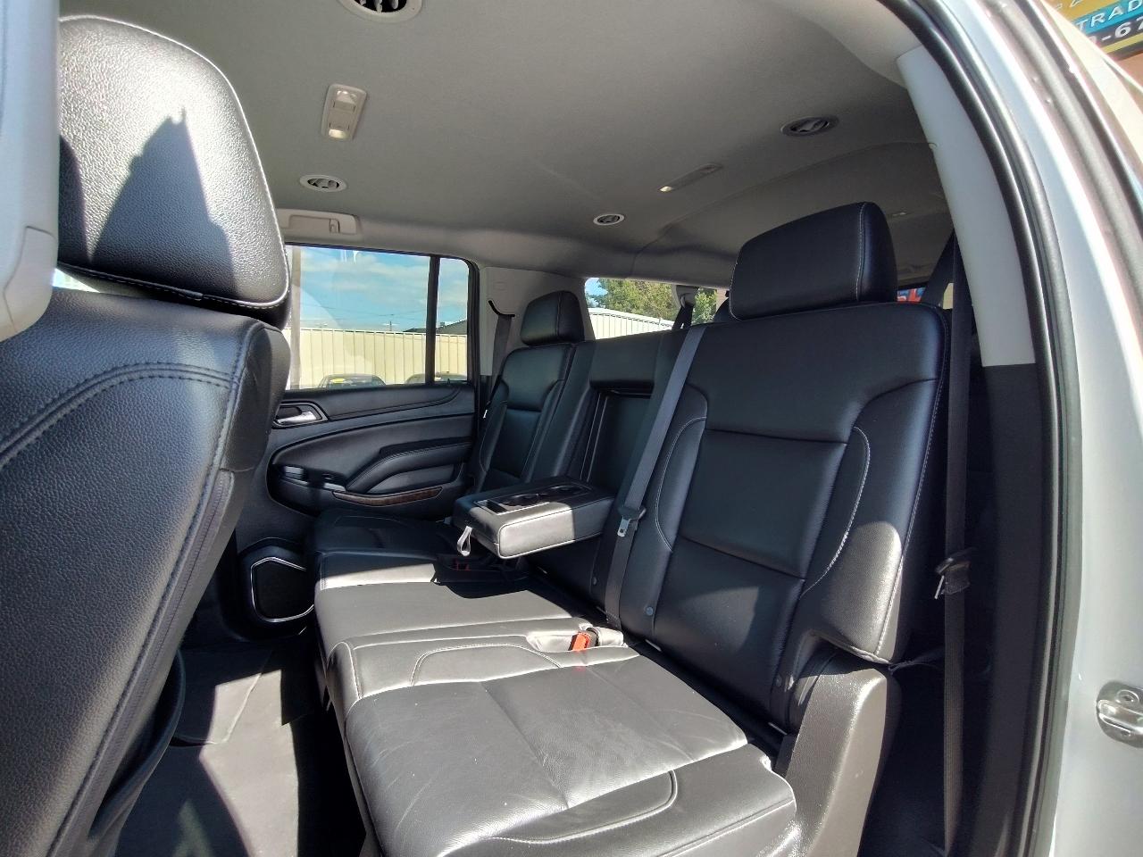 Chevrolet Suburban LT 4WD 2020