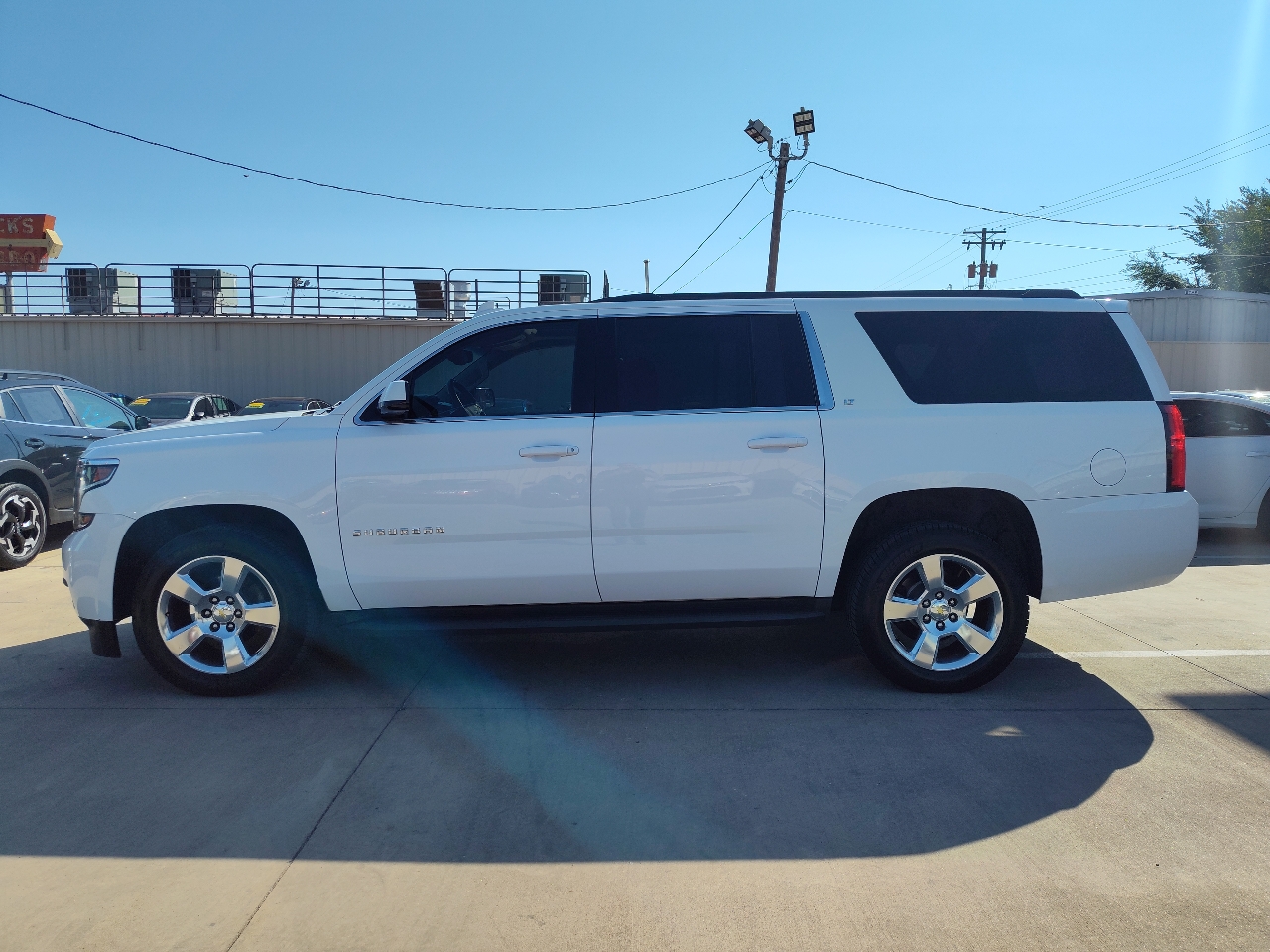 Chevrolet Suburban LT 2WD 2016