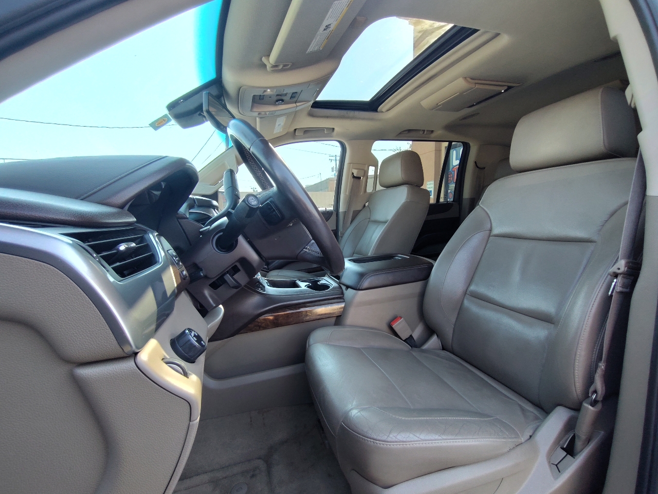 Chevrolet Suburban LT 2WD 2016