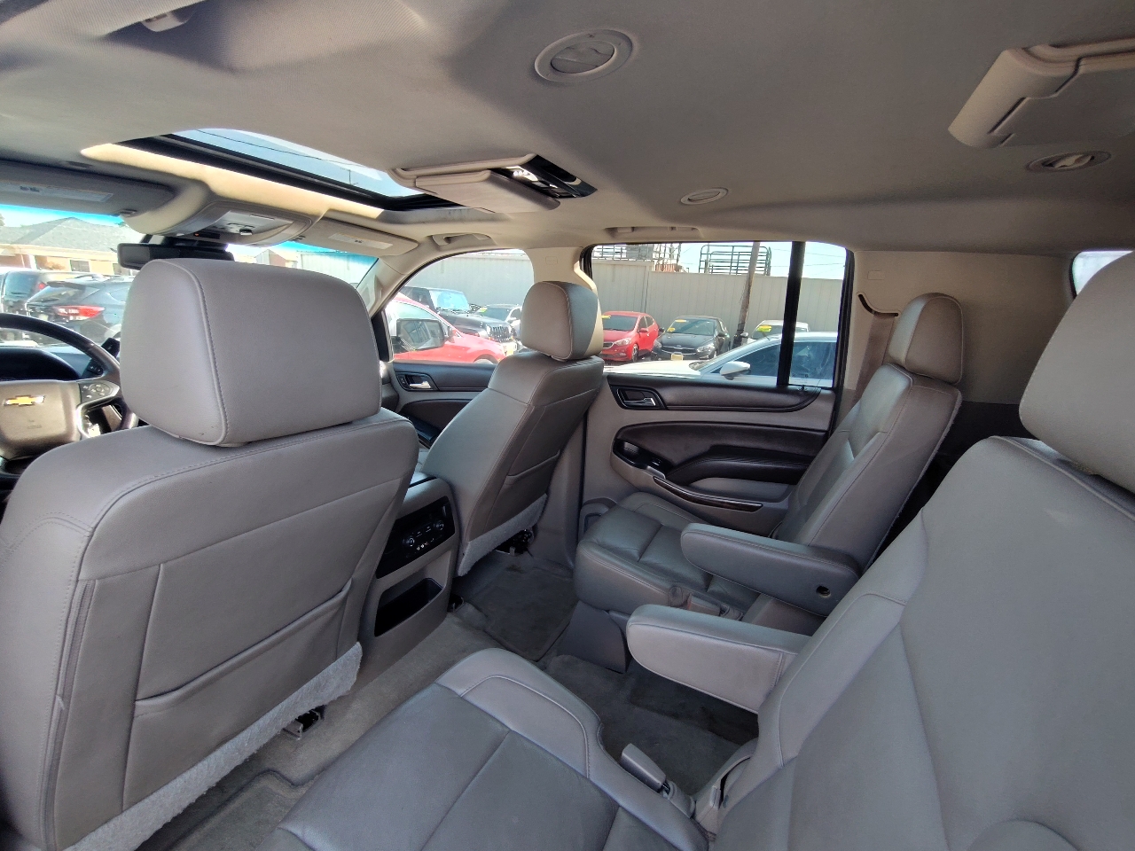 Chevrolet Suburban LT 2WD 2016