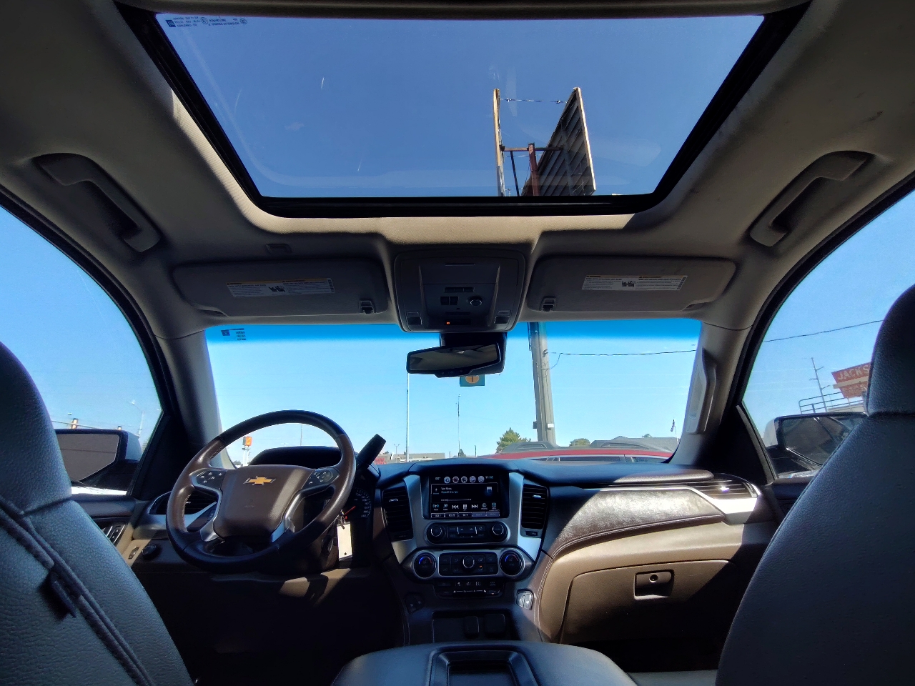 Chevrolet Suburban LT 2WD 2016