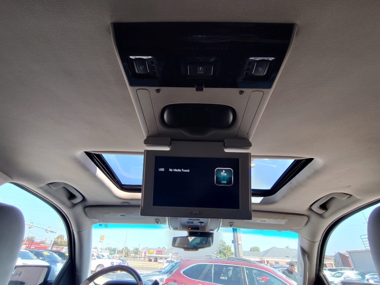 Chevrolet Suburban LT 2WD 2016